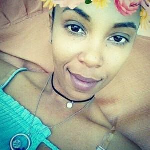 Meet your Posher, Louisette